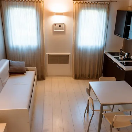 Ca' Del Sile לינה וארוחת בוקר 4*