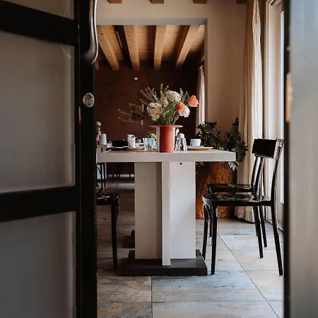 卡德尔思乐酒店 4*