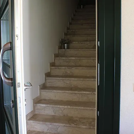 住宿加早餐酒店 卡德尔思乐酒店 Morgano